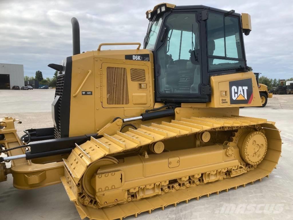 CAT D 6 K 2 LGP Buldožeri gusjeničari