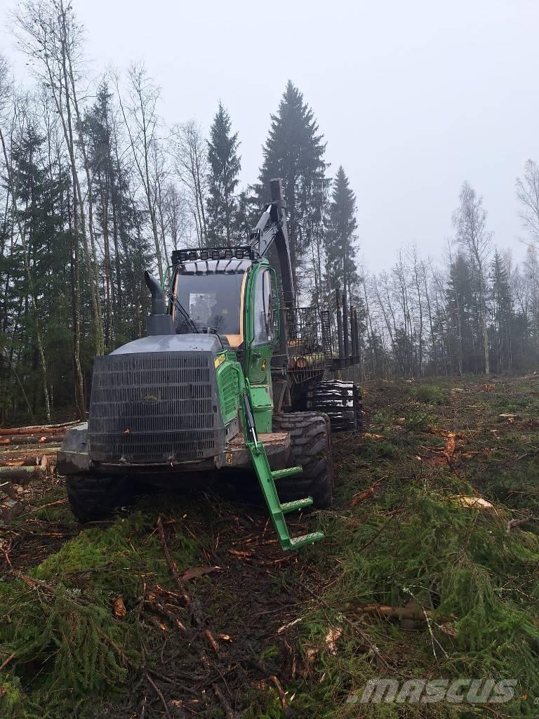 John Deere 1510G Forvarderi