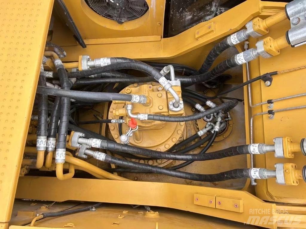 CAT 340 Bageri gusjeničari