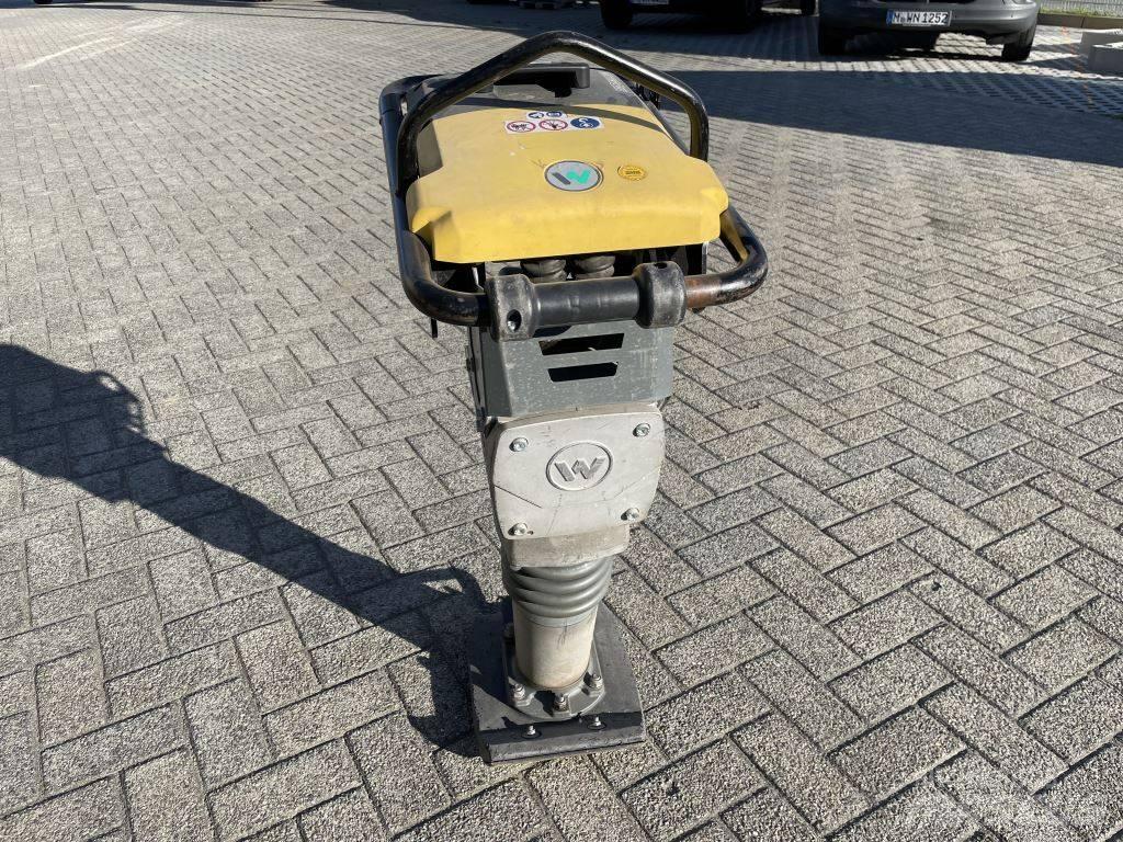 Wacker Neuson AS60e Vibro nabijači