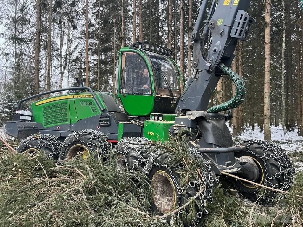John Deere 1170G Harversteri