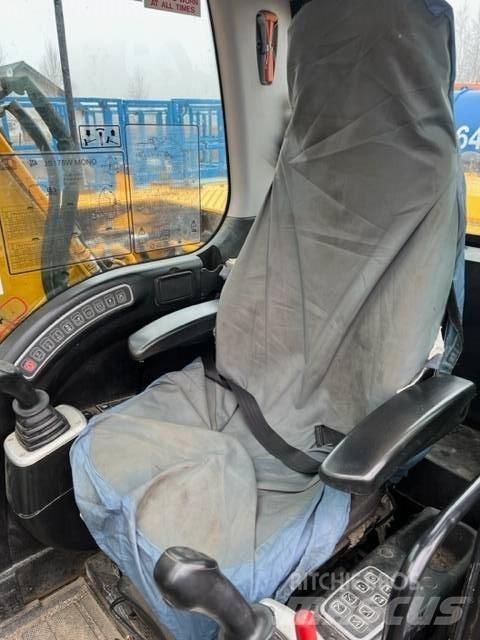 JCB JS 175 W Bageri na kotačima
