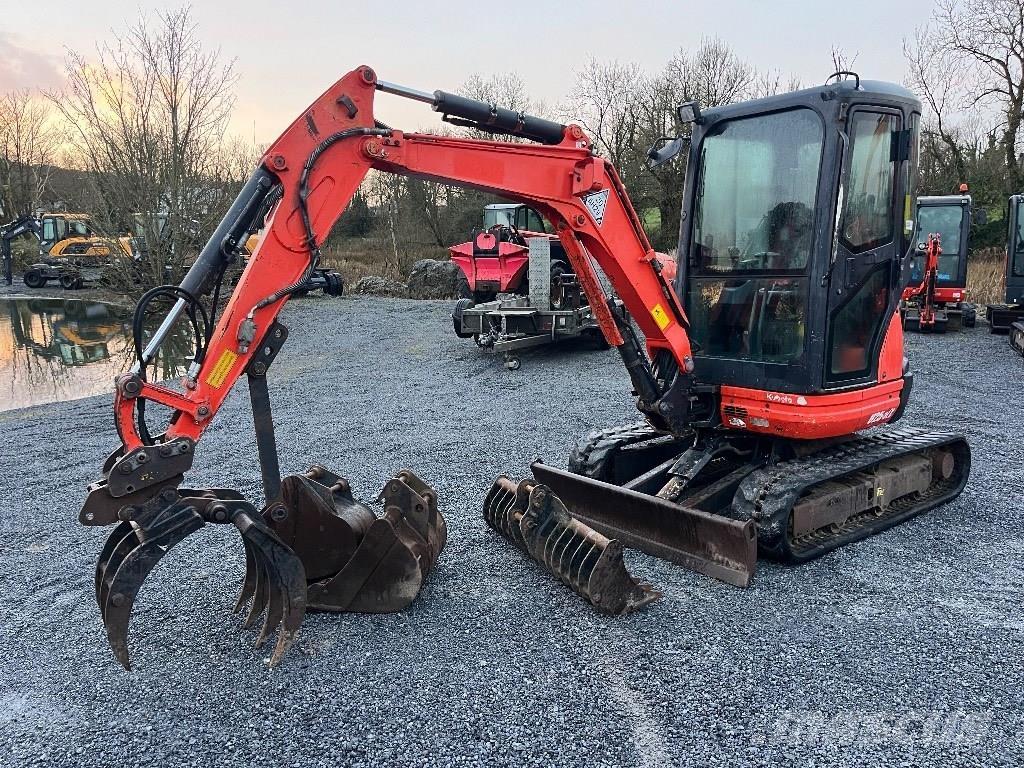Kubota U 25-3 Mini bageri <7t