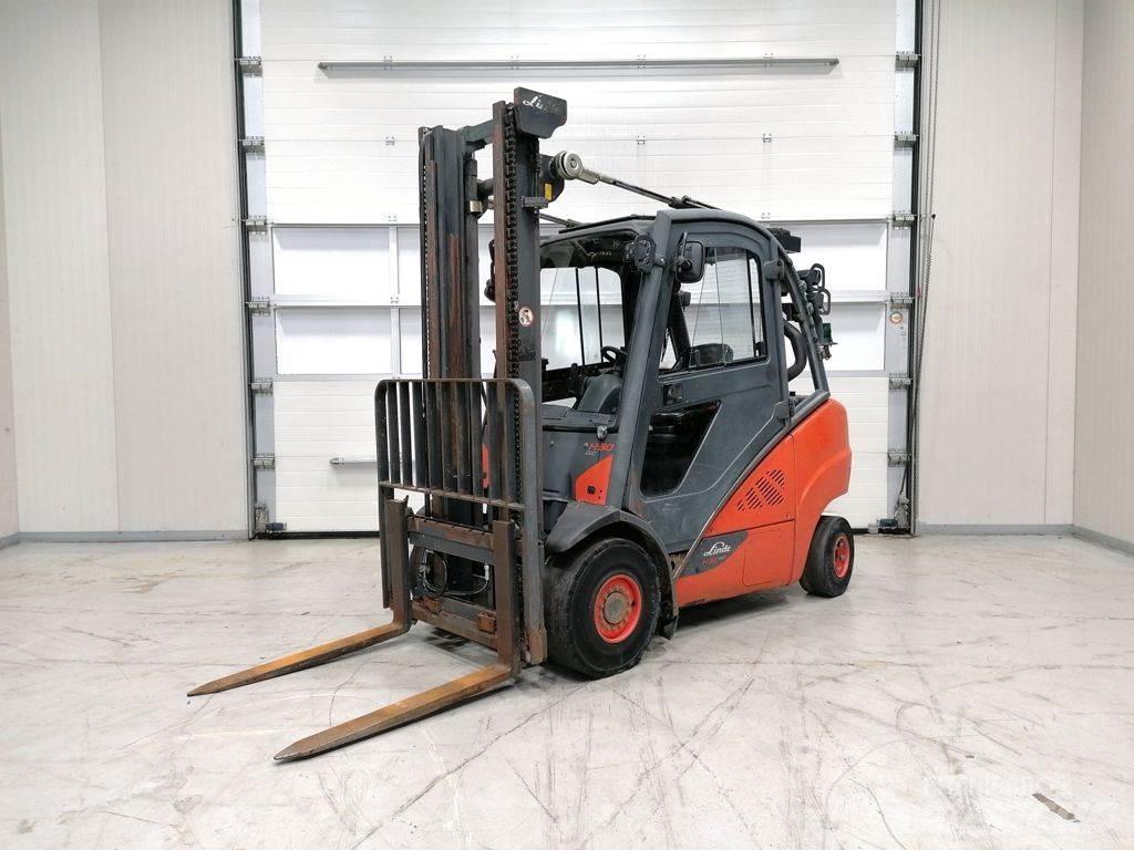 Linde H30D-02 Dizelski viličari