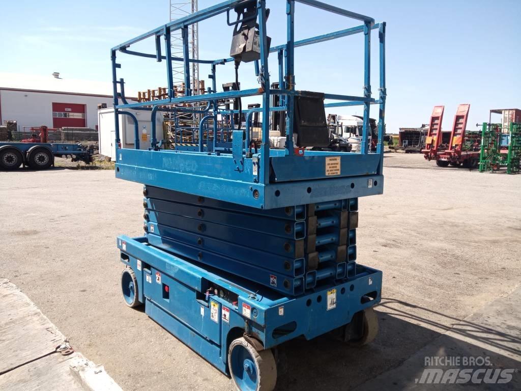 Haulotte Compact 14 Škaraste platforme