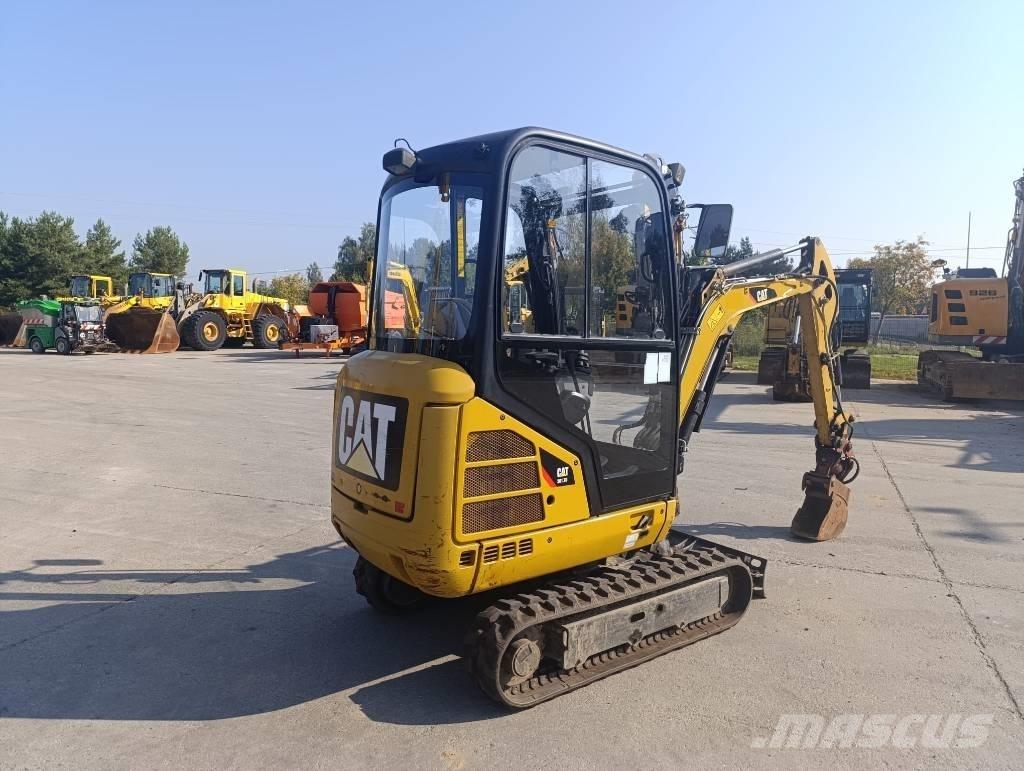 CAT 301.7 D Mini bageri <7t