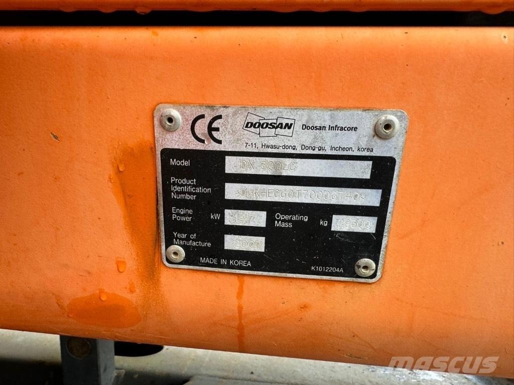 Doosan DX 140 Bageri na kotačima