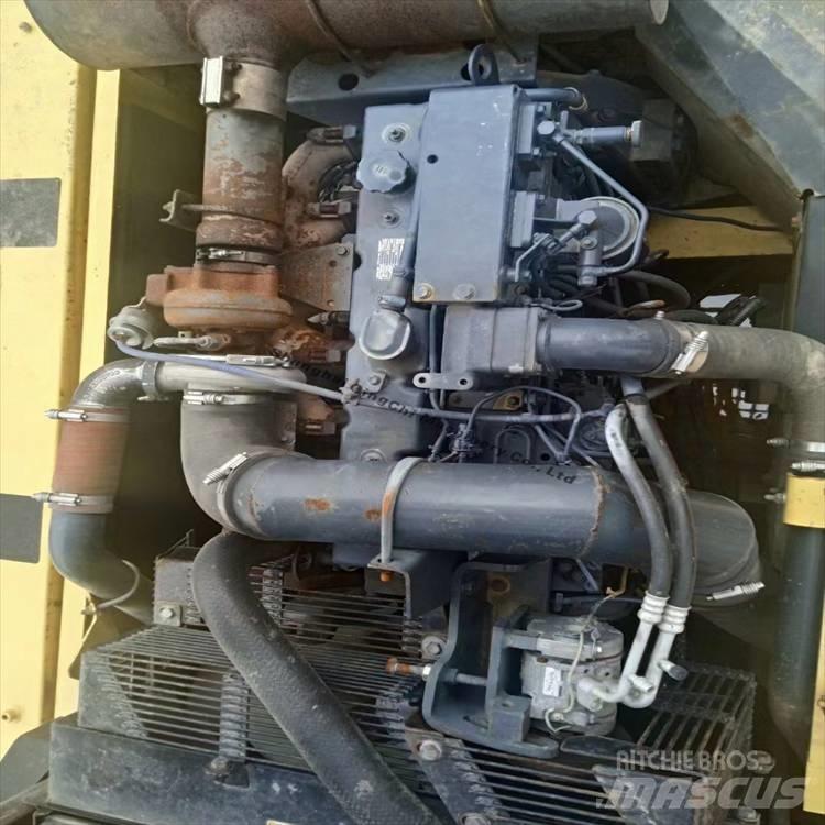 Komatsu 300 Bageri gusjeničari
