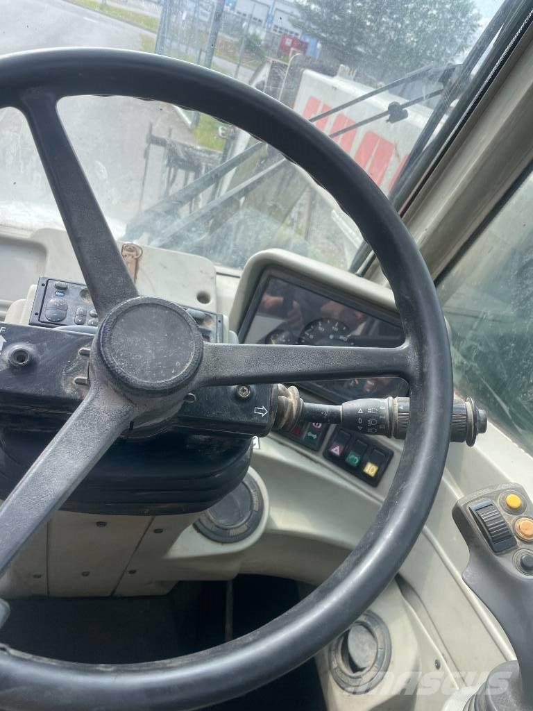 CLAAS Ranger 975 Teleskopski viličari