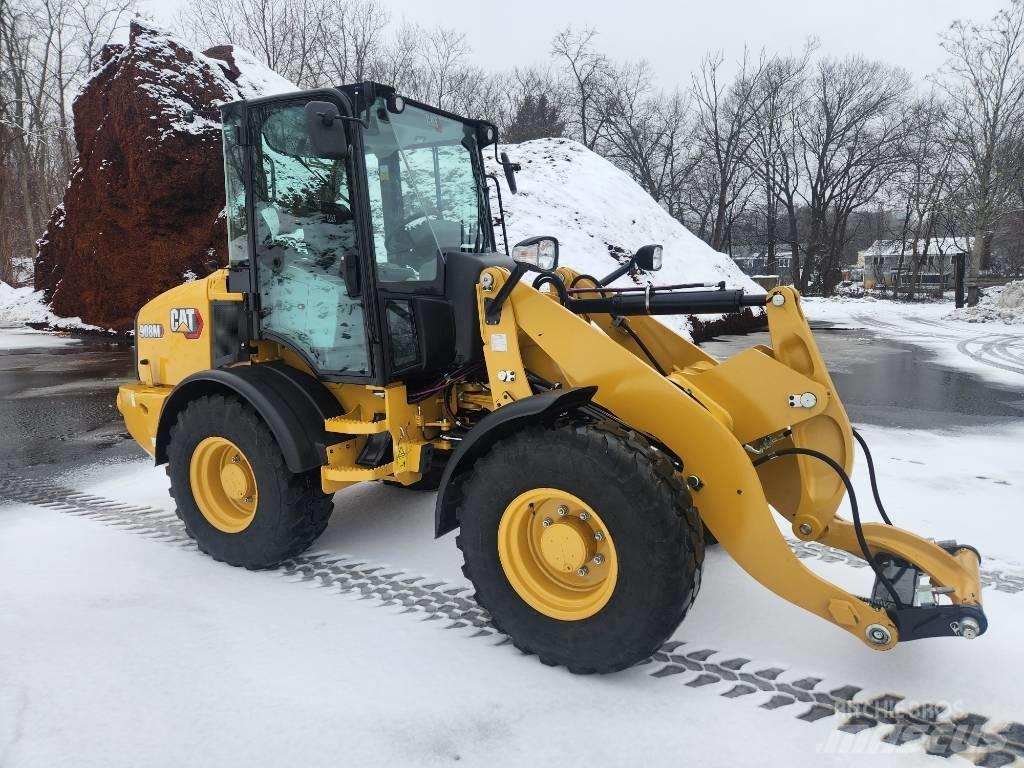 CAT 908m Utovarivači na kotačima