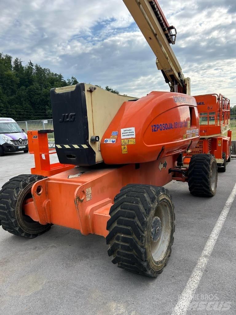 JLG 800 AJ Zglobne podizne platforme