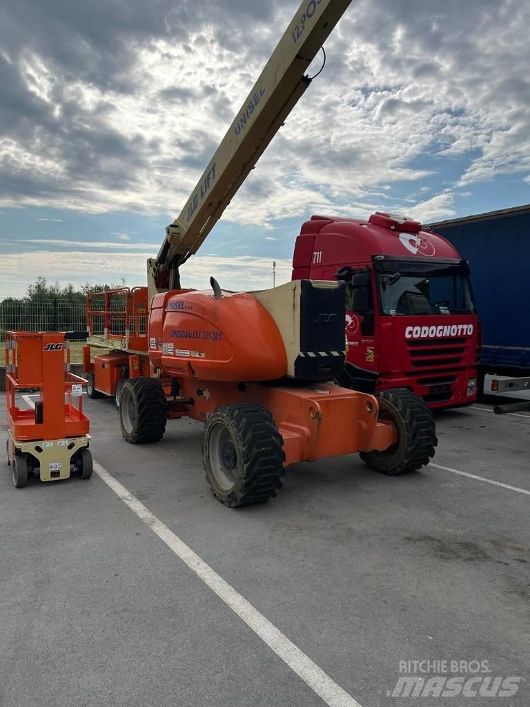 JLG 800 AJ Zglobne podizne platforme