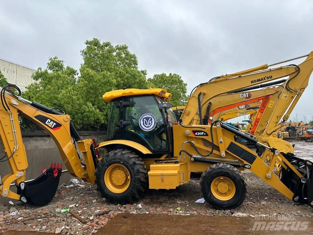 CAT 420 F Utovarni rovokopači
