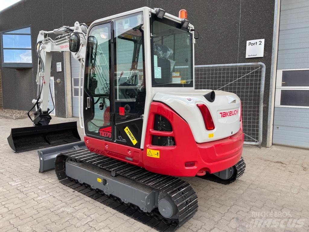 Takeuchi TB370 Mini bageri <7t