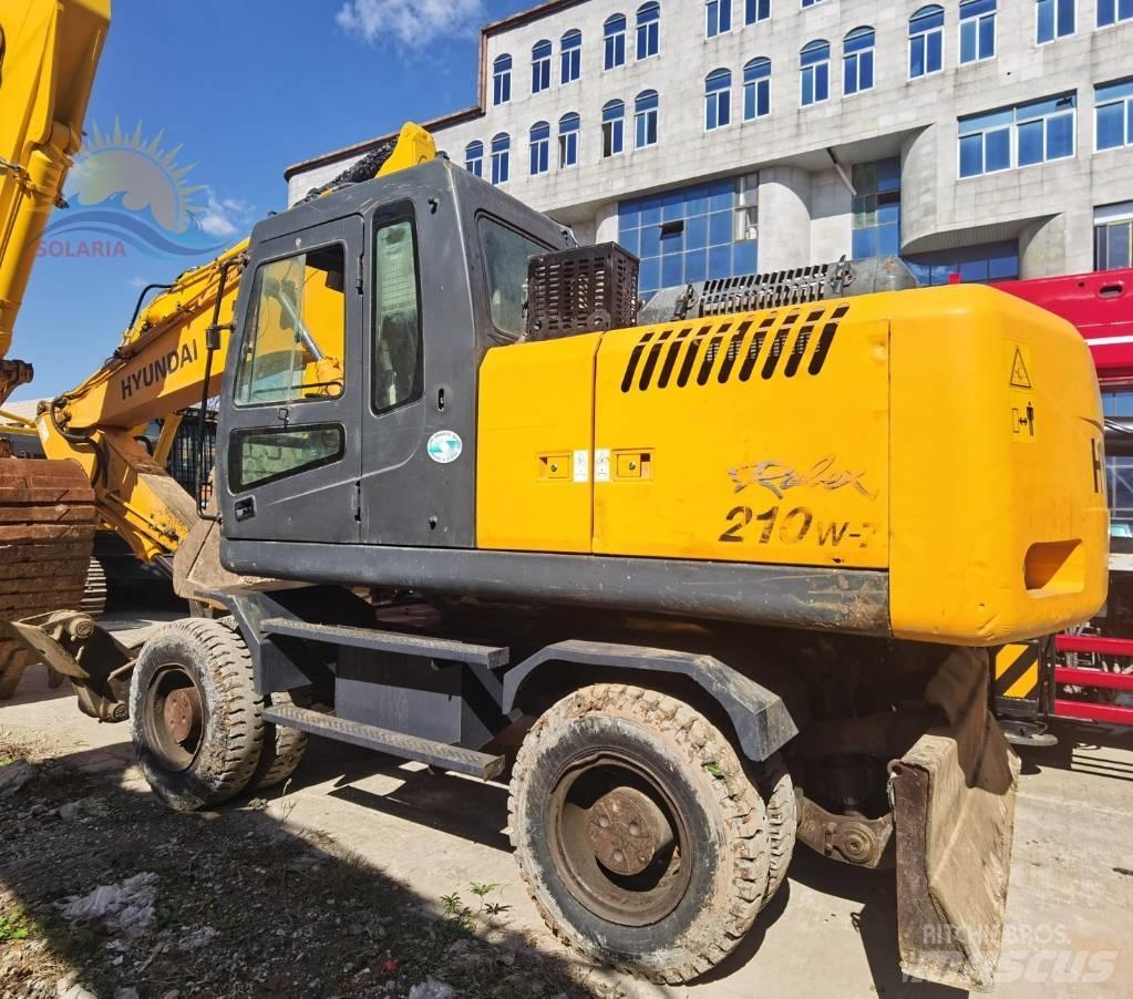 Hyundai R210W-7 Bageri na kotačima
