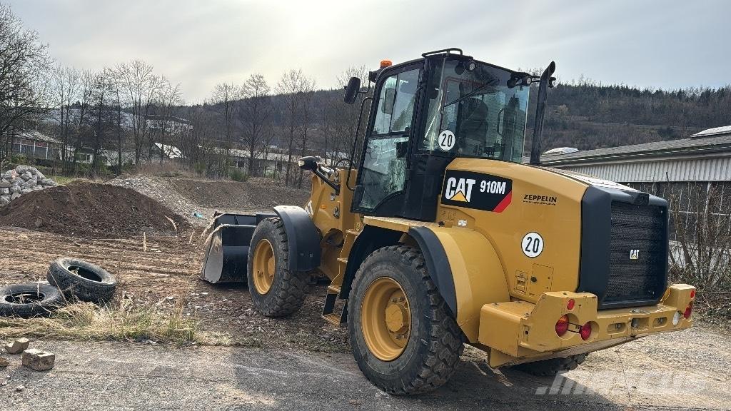 CAT 910M Utovarivači na kotačima