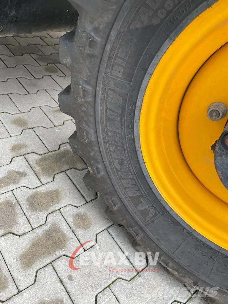 JCB 527-58 AgriPlus Poljoprivredni teleskopski utovarivači