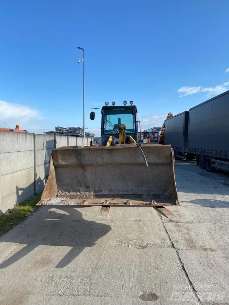 Komatsu WA 100 M-5 Utovarivači na kotačima