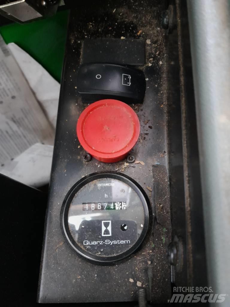 John Deere 1010 E Forvarderi