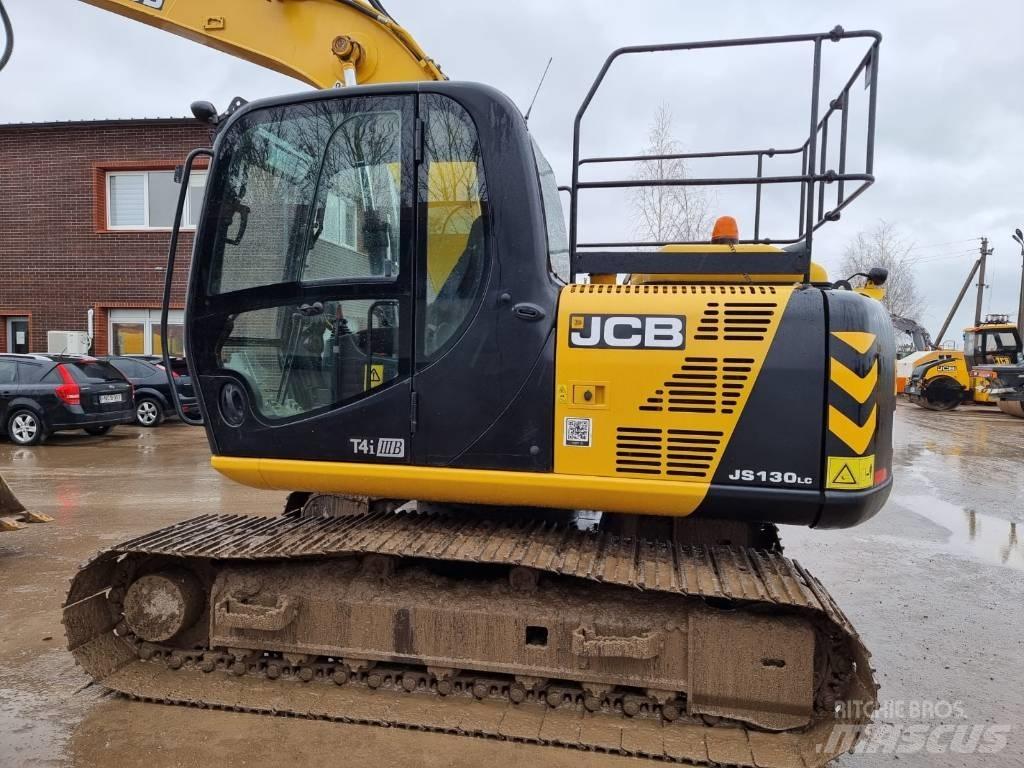 JCB JS 130 LC Bageri gusjeničari
