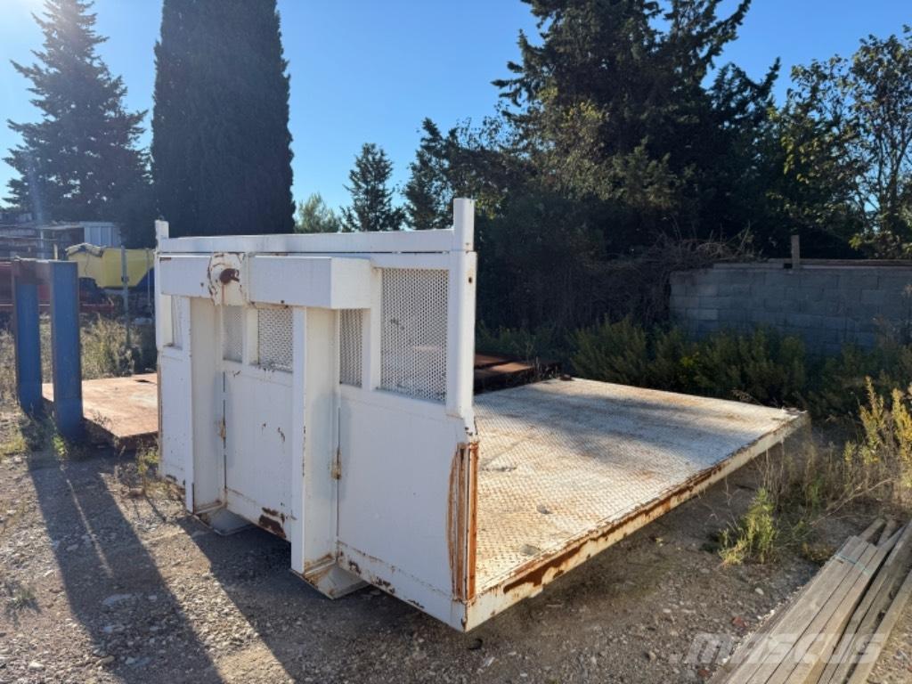 Benne ampiroll Rol kiper kamioni s kukama za dizanje