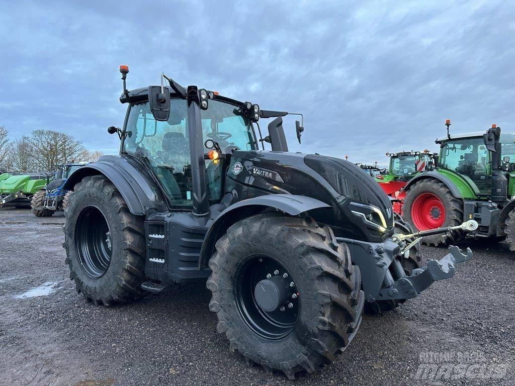 Valtra T 235 Direct Traktori