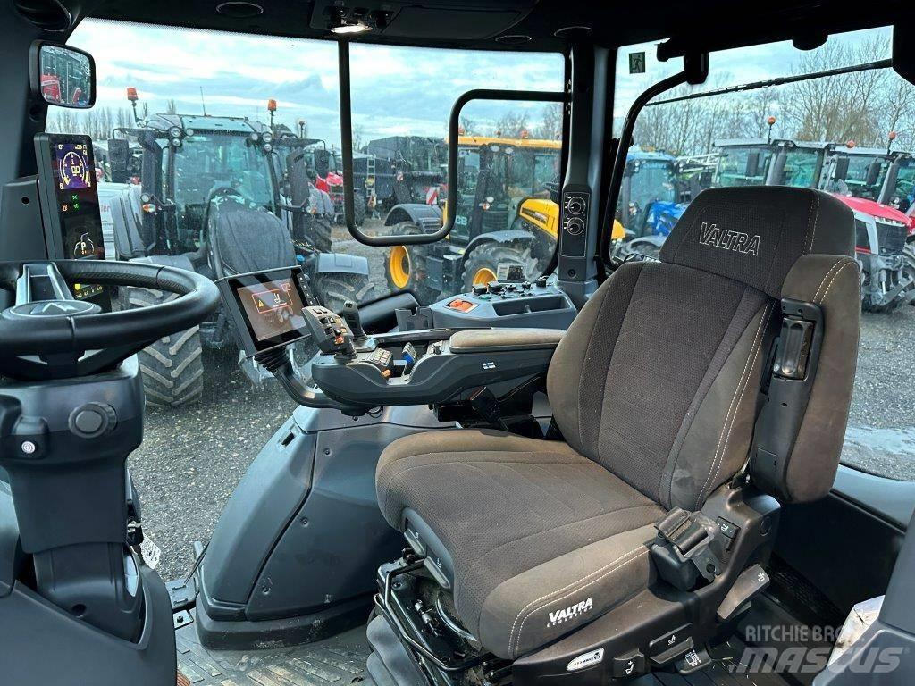 Valtra T 235 Direct Traktori