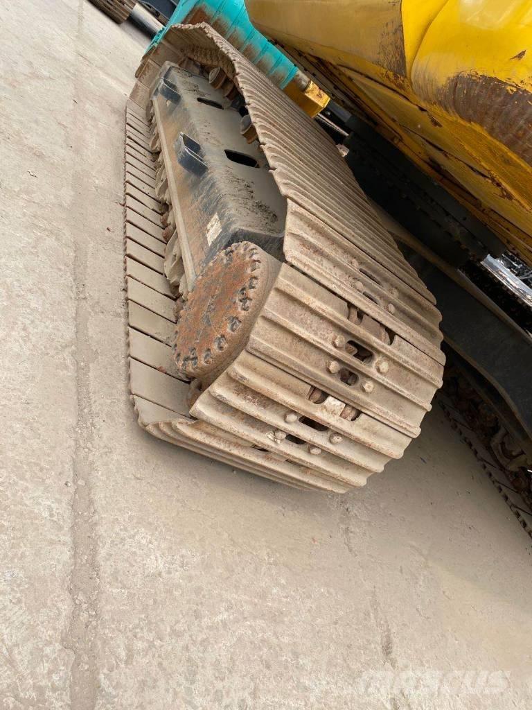 Komatsu PC 240 Bageri gusjeničari