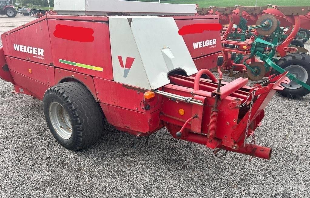 Welger AP830 Balirke za kockaste bale