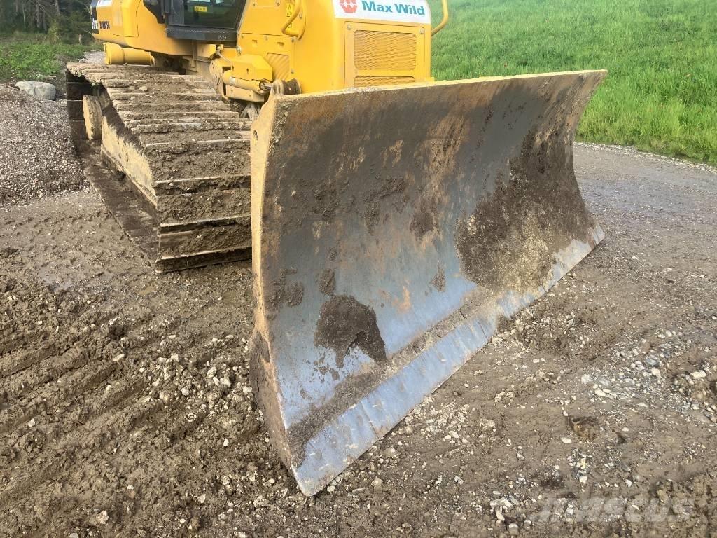 Komatsu D51PXi - 24 Buldožeri gusjeničari