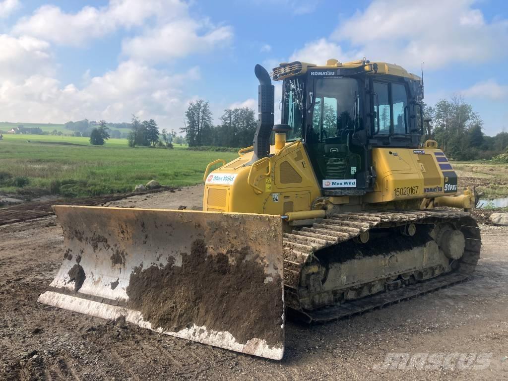 Komatsu D51PXi - 24 Buldožeri gusjeničari