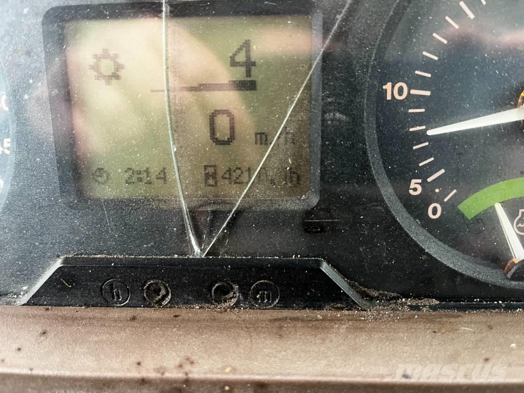 John Deere 6120 Traktori