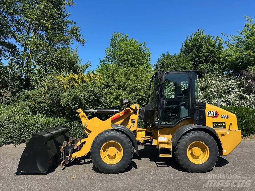 CAT 908 Utovarivači na kotačima