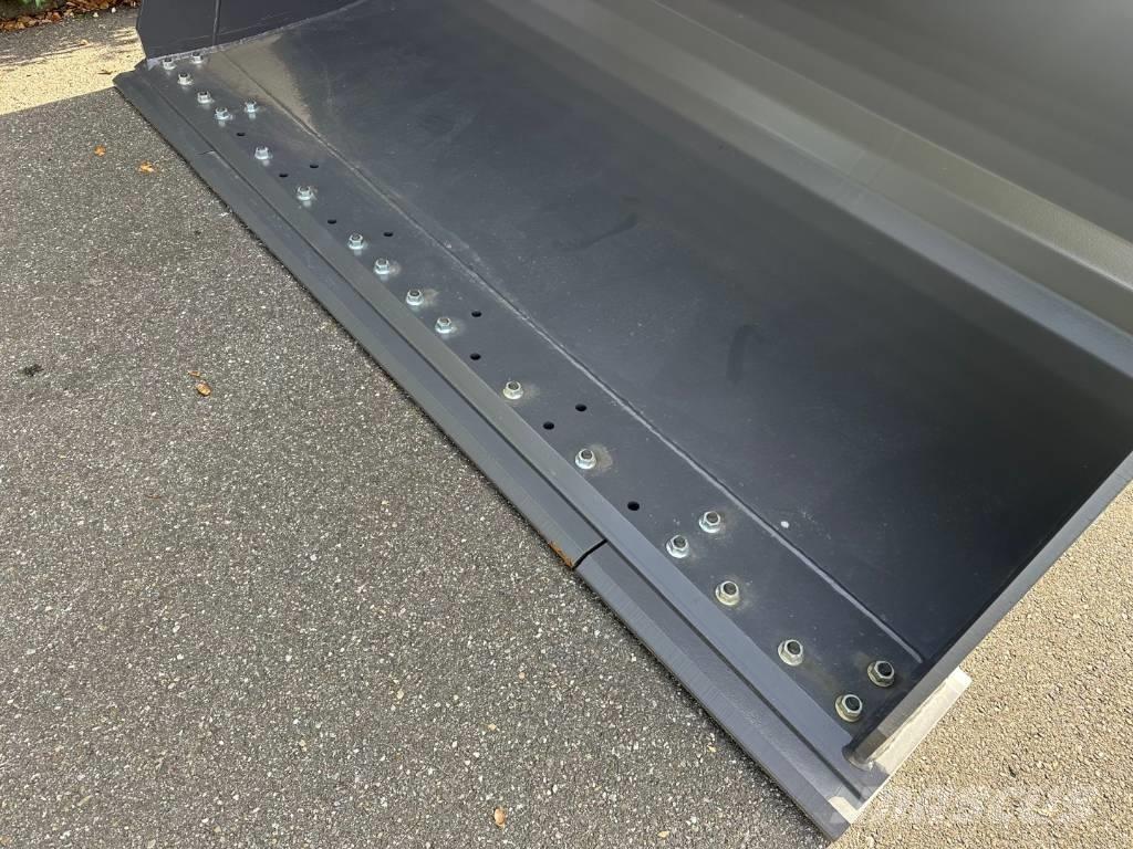 Volvo L90H bucket Kašike / Korpe