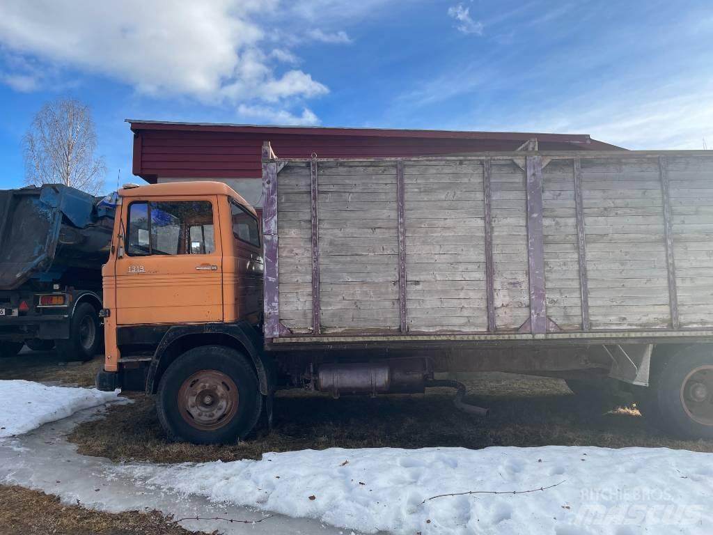 Mercedes-Benz LP1313 Kamioni za transport stoke