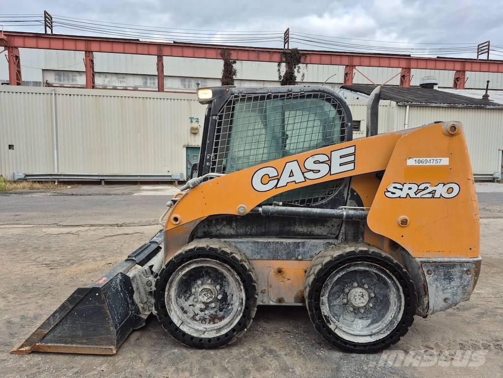 CASE SR120 Skid steer mini utovarivači