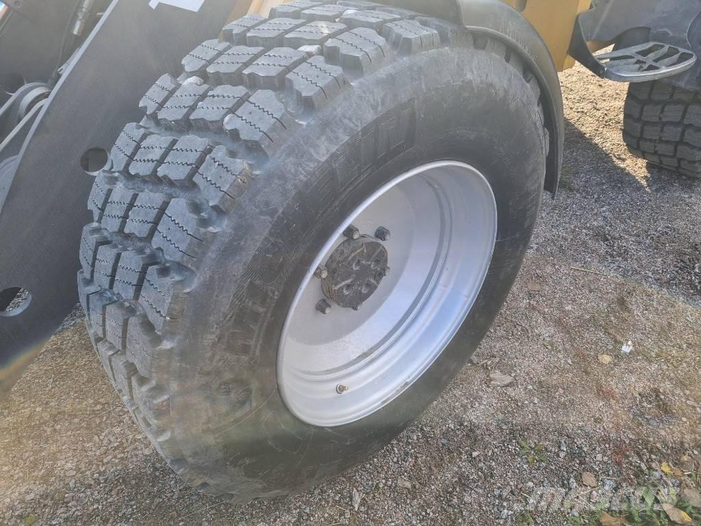 Volvo L25F Skid steer mini utovarivači