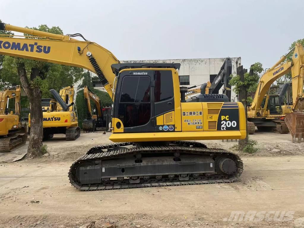 Komatsu pc200-8 Bageri gusjeničari