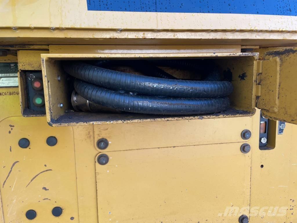 CAT D 6 K 2 LGP Buldožeri gusjeničari