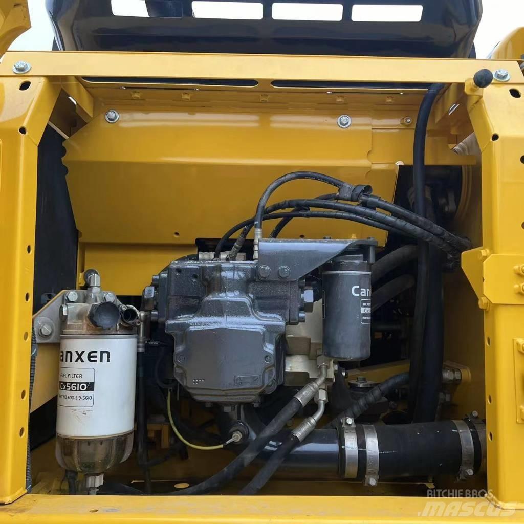 Komatsu PC240 Bageri gusjeničari