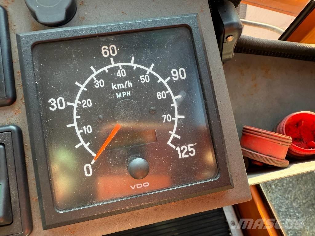Hansa APZ 1003 Vozila za prijevoz opreme za rad