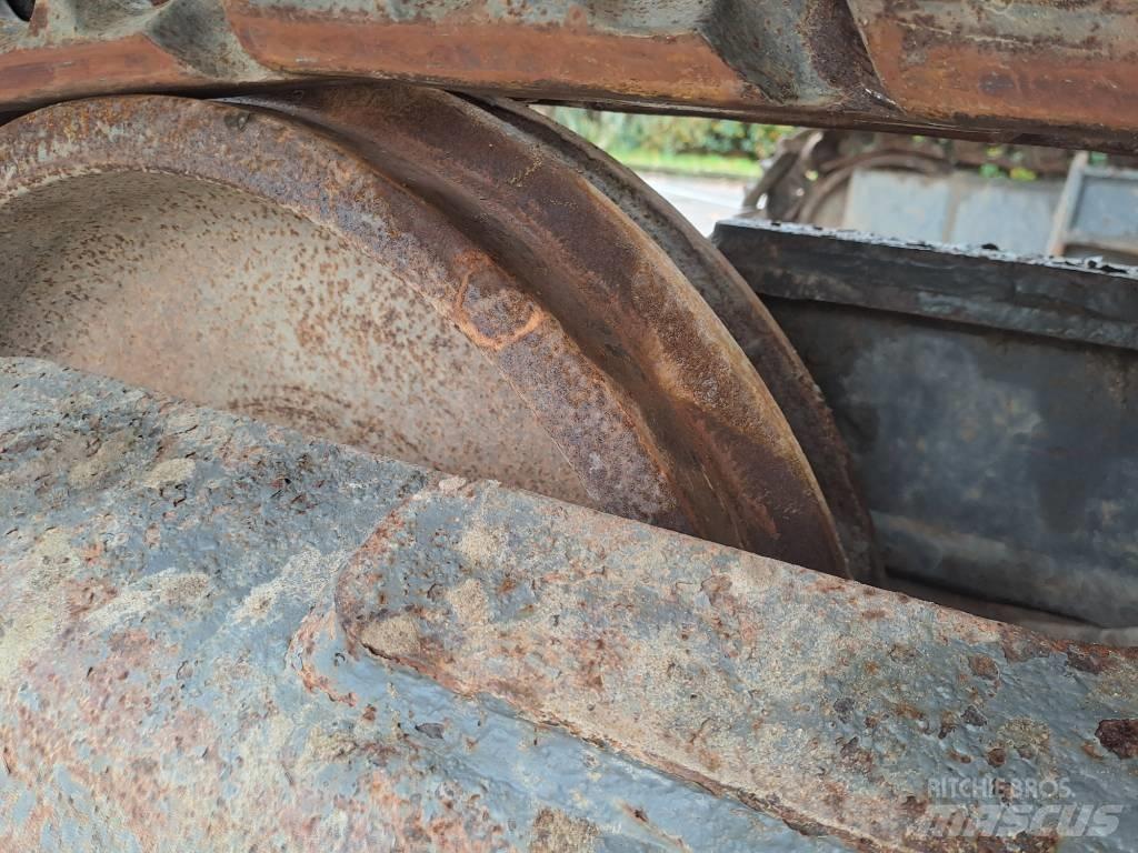 Volvo ECR 235 E Bageri gusjeničari