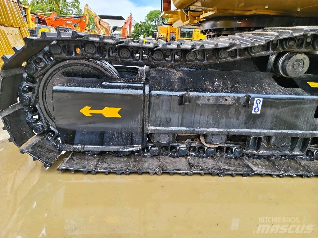 CAT 330 D2 L Bageri gusjeničari