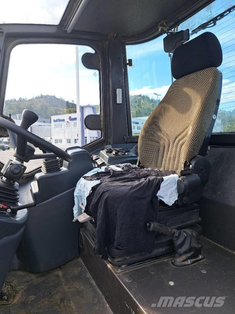 Hitachi ZW 75 Utovarivači na kotačima