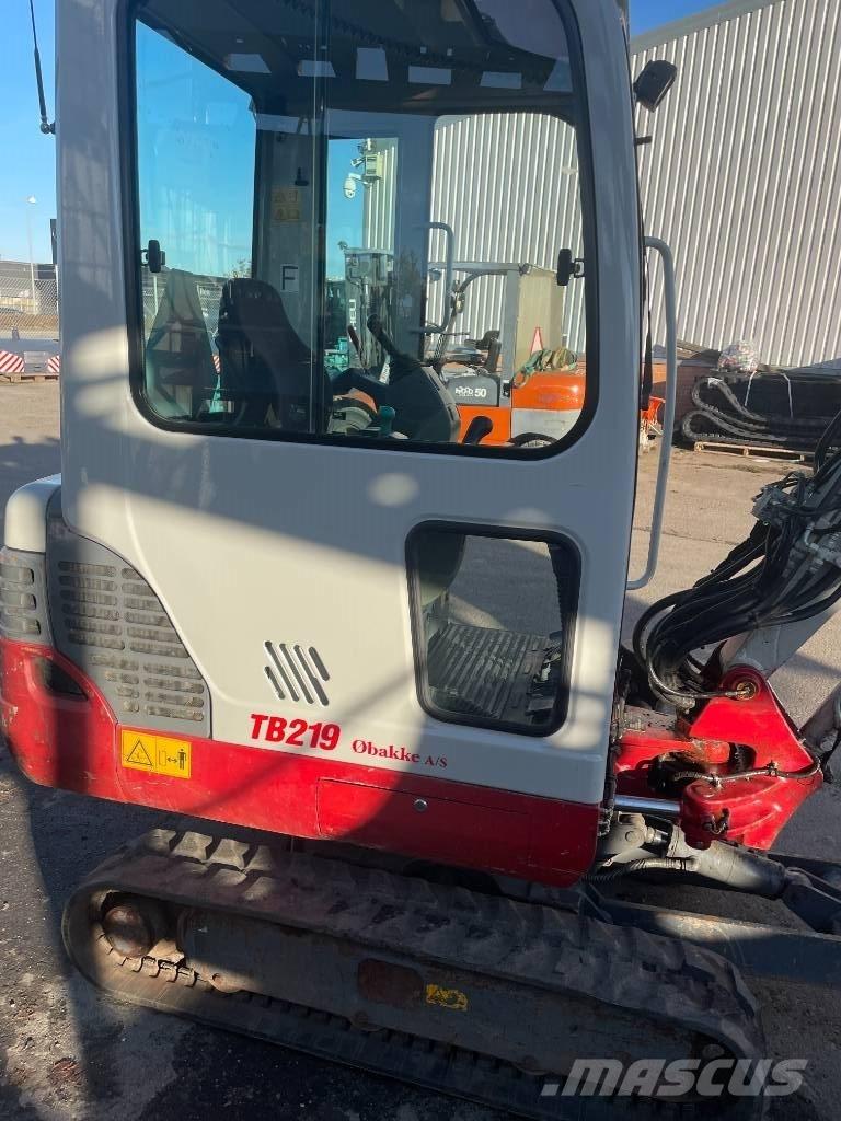 Takeuchi TB 219 Mini bageri <7t