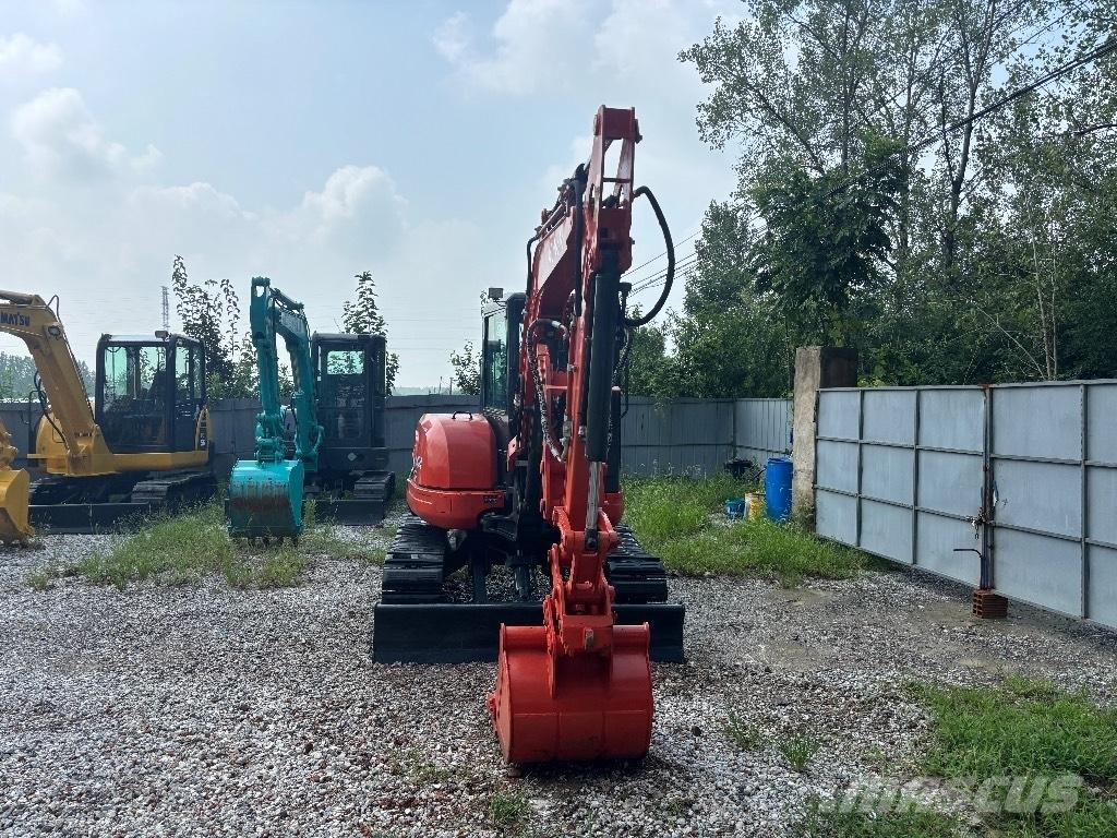 Kubota U 40 Mini bageri <7t