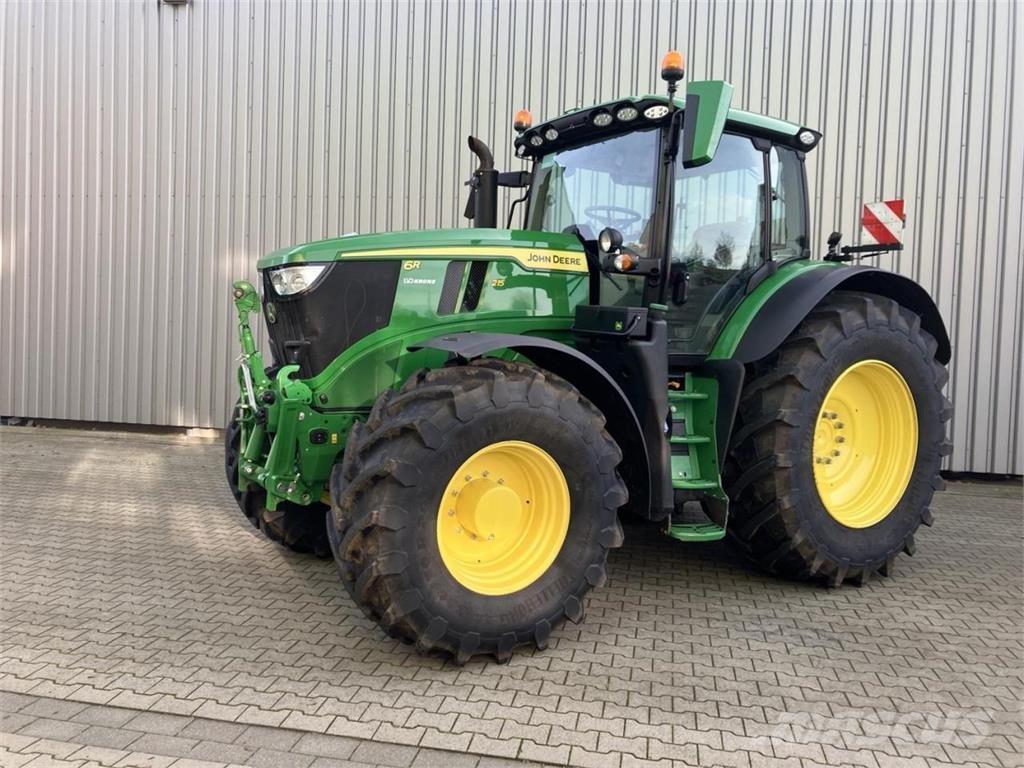 John Deere 6R 215 Traktori