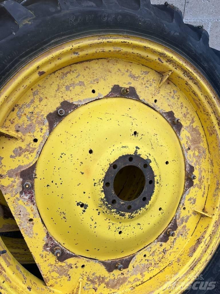 Alliance 230/95R44 Gume, kotači i naplatci