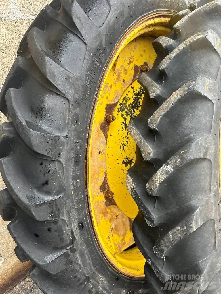 Alliance 230/95R44 Gume, kotači i naplatci