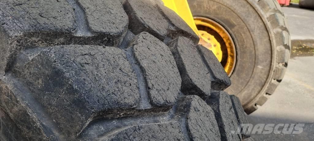 Volvo L 120 E Utovarivači na kotačima